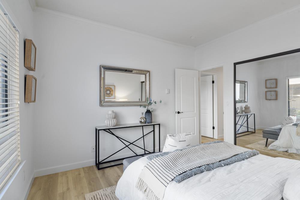 Detail Gallery Image 34 of 53 For 29 Cove Ln, Redwood Shores,  CA 94065 - 2 Beds | 2 Baths