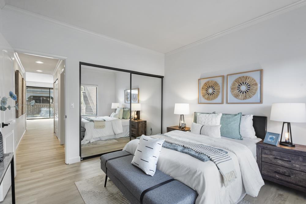 Detail Gallery Image 35 of 53 For 29 Cove Ln, Redwood Shores,  CA 94065 - 2 Beds | 2 Baths