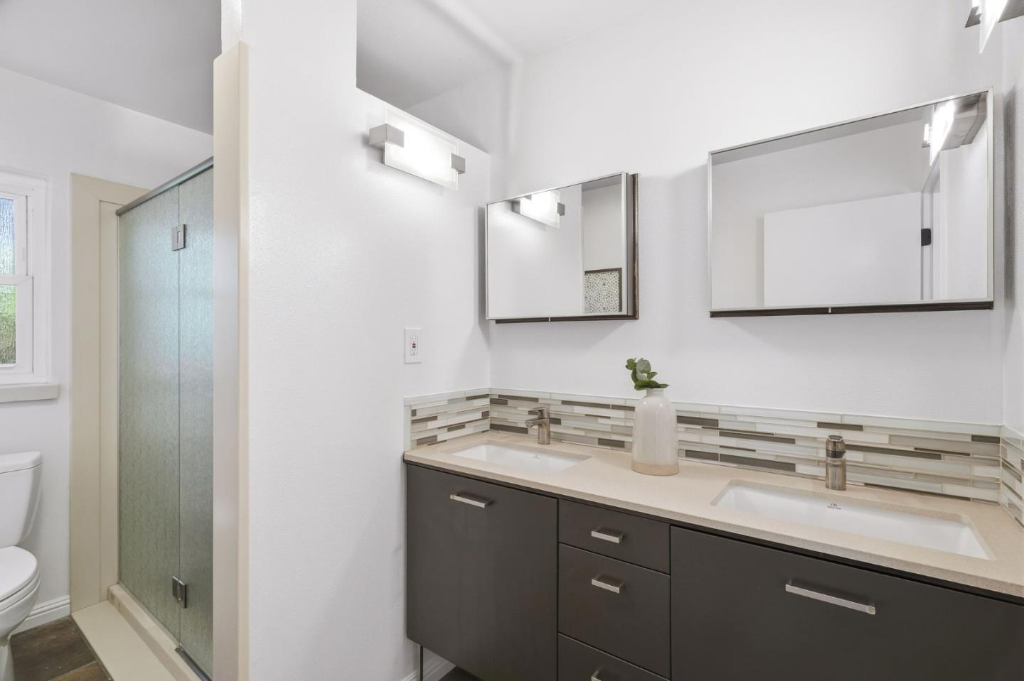 Detail Gallery Image 22 of 45 For 652 Rosewood Ct, Los Altos,  CA 94024 - 4 Beds | 3 Baths