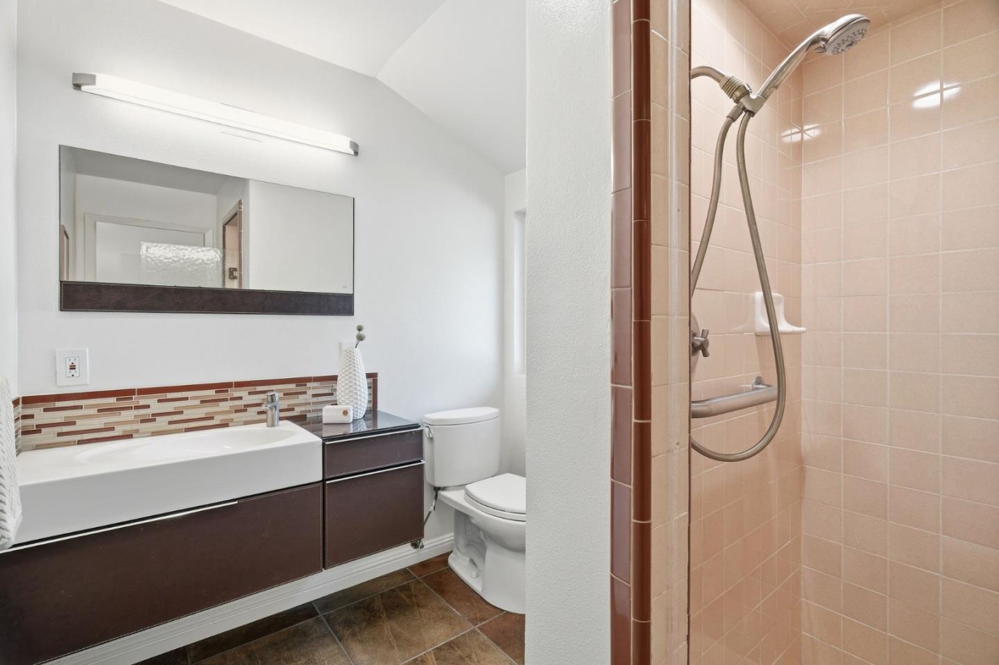 Detail Gallery Image 26 of 45 For 652 Rosewood Ct, Los Altos,  CA 94024 - 4 Beds | 3 Baths