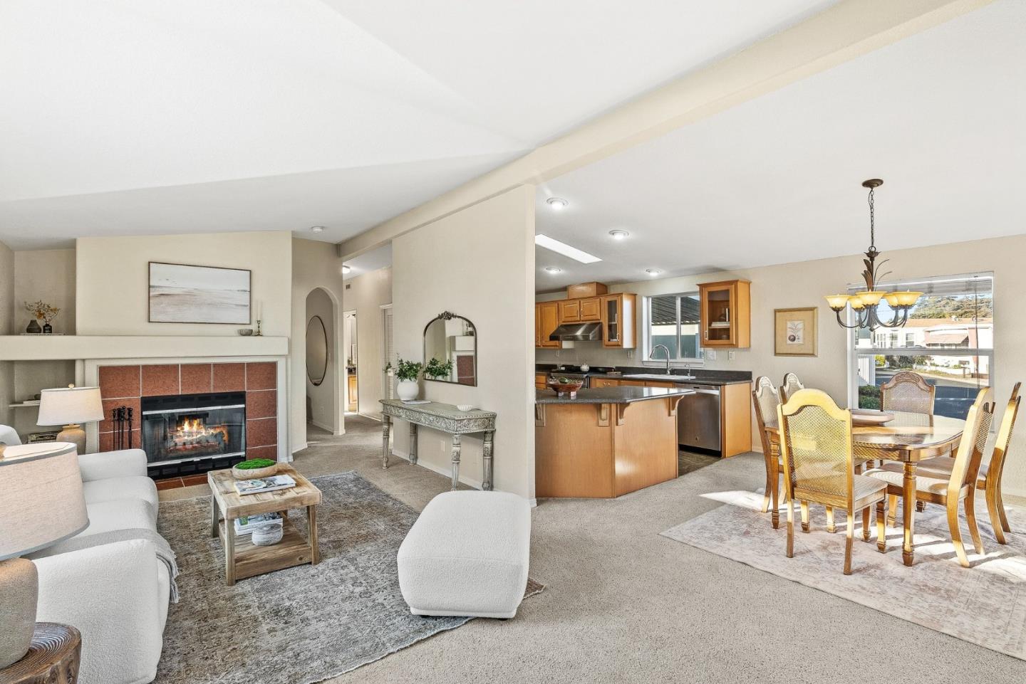 Detail Gallery Image 6 of 25 For 4160 Jade St #103,  Capitola,  CA 95010 - 2 Beds | 2 Baths
