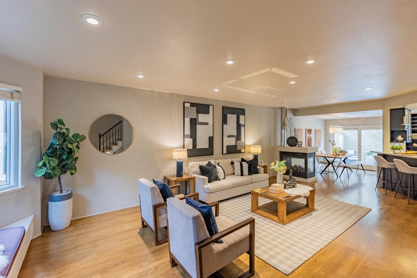 Detail Gallery Image 4 of 32 For 978 La Mesa Ter #E,  Sunnyvale,  CA 94086 - 2 Beds | 2/1 Baths