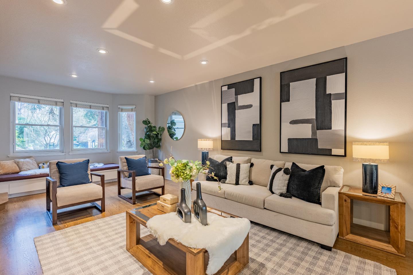 Detail Gallery Image 6 of 32 For 978 La Mesa Ter #E,  Sunnyvale,  CA 94086 - 2 Beds | 2/1 Baths