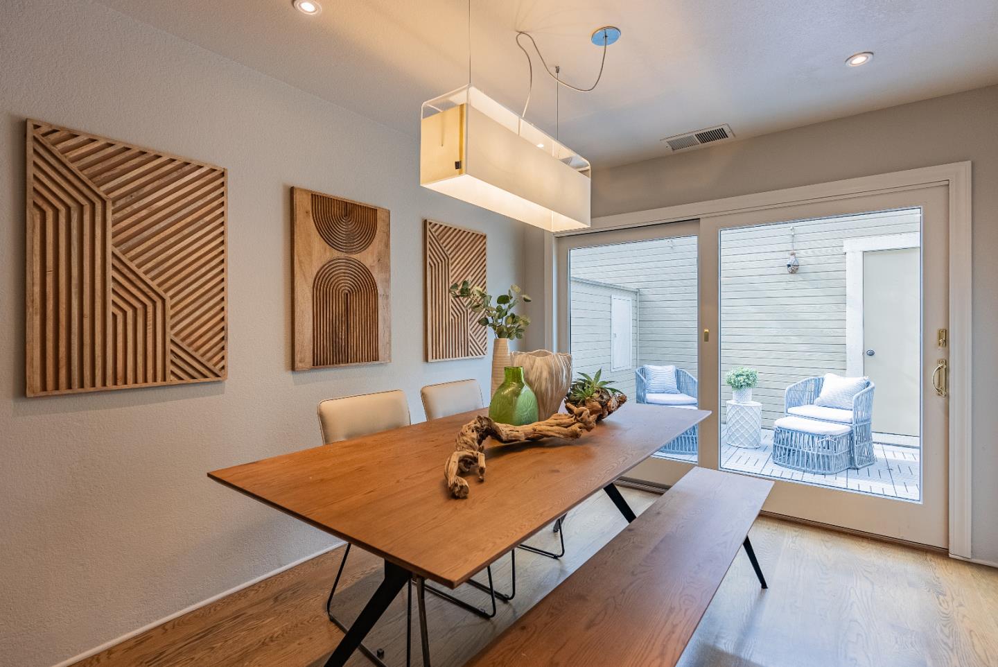 Detail Gallery Image 8 of 32 For 978 La Mesa Ter #E,  Sunnyvale,  CA 94086 - 2 Beds | 2/1 Baths