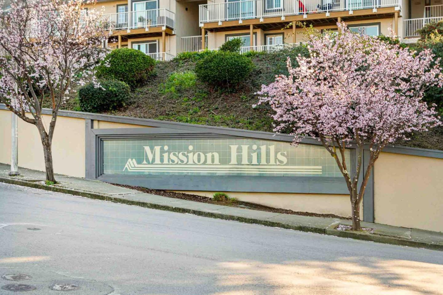 Detail Gallery Image 4 of 37 For 1014 San Gabriel Cir #513,  Daly City,  CA 94014 - 2 Beds | 2 Baths