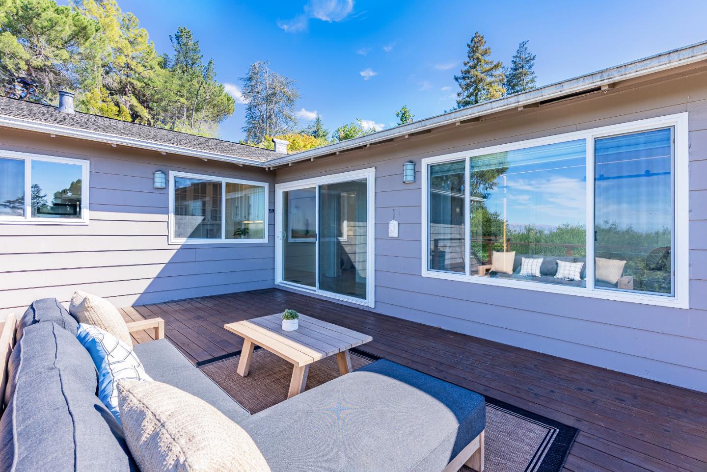 Detail Gallery Image 18 of 59 For 893 Madonna Way, Los Altos,  CA 94024 - 4 Beds | 3 Baths