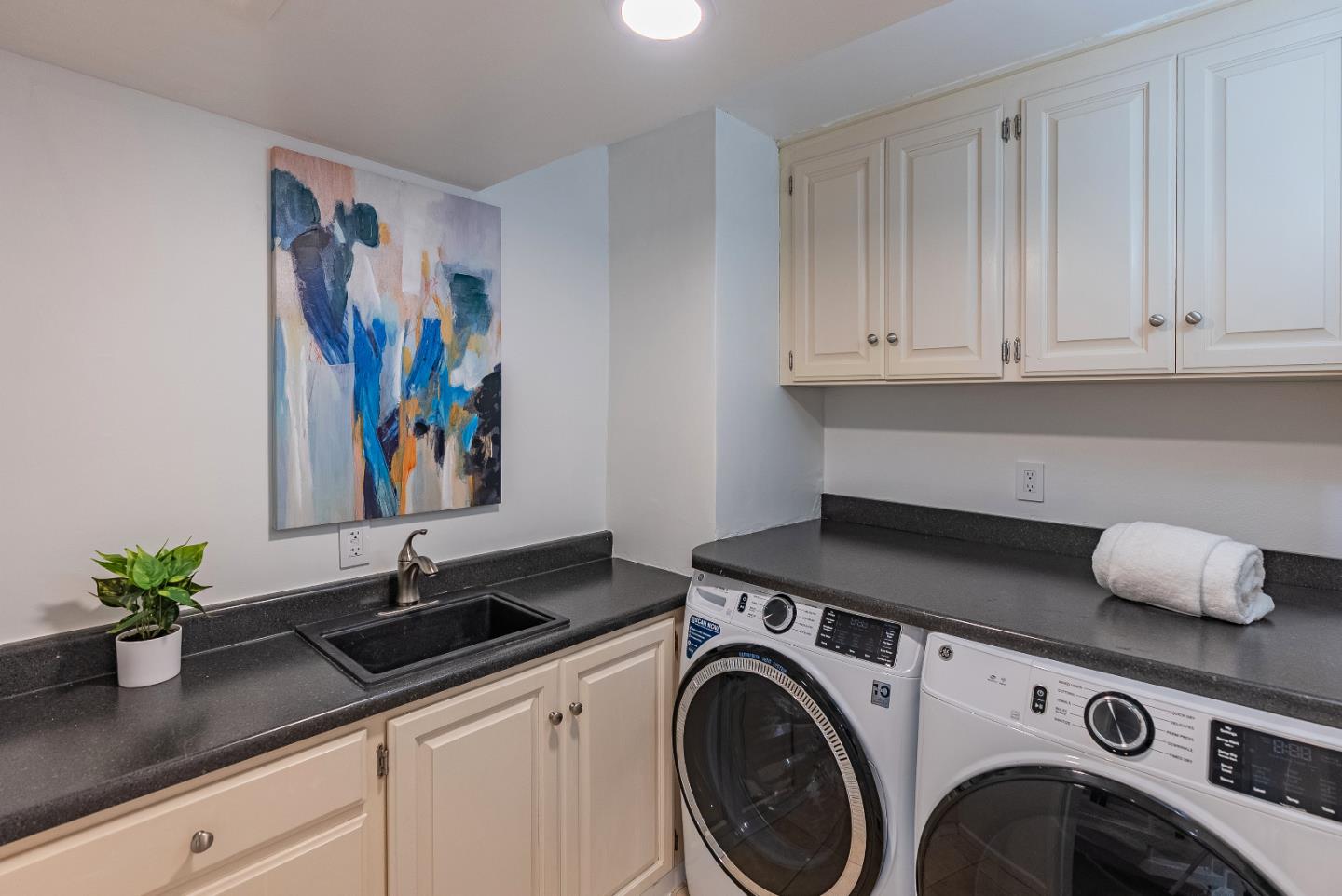 Detail Gallery Image 39 of 59 For 893 Madonna Way, Los Altos,  CA 94024 - 4 Beds | 3 Baths