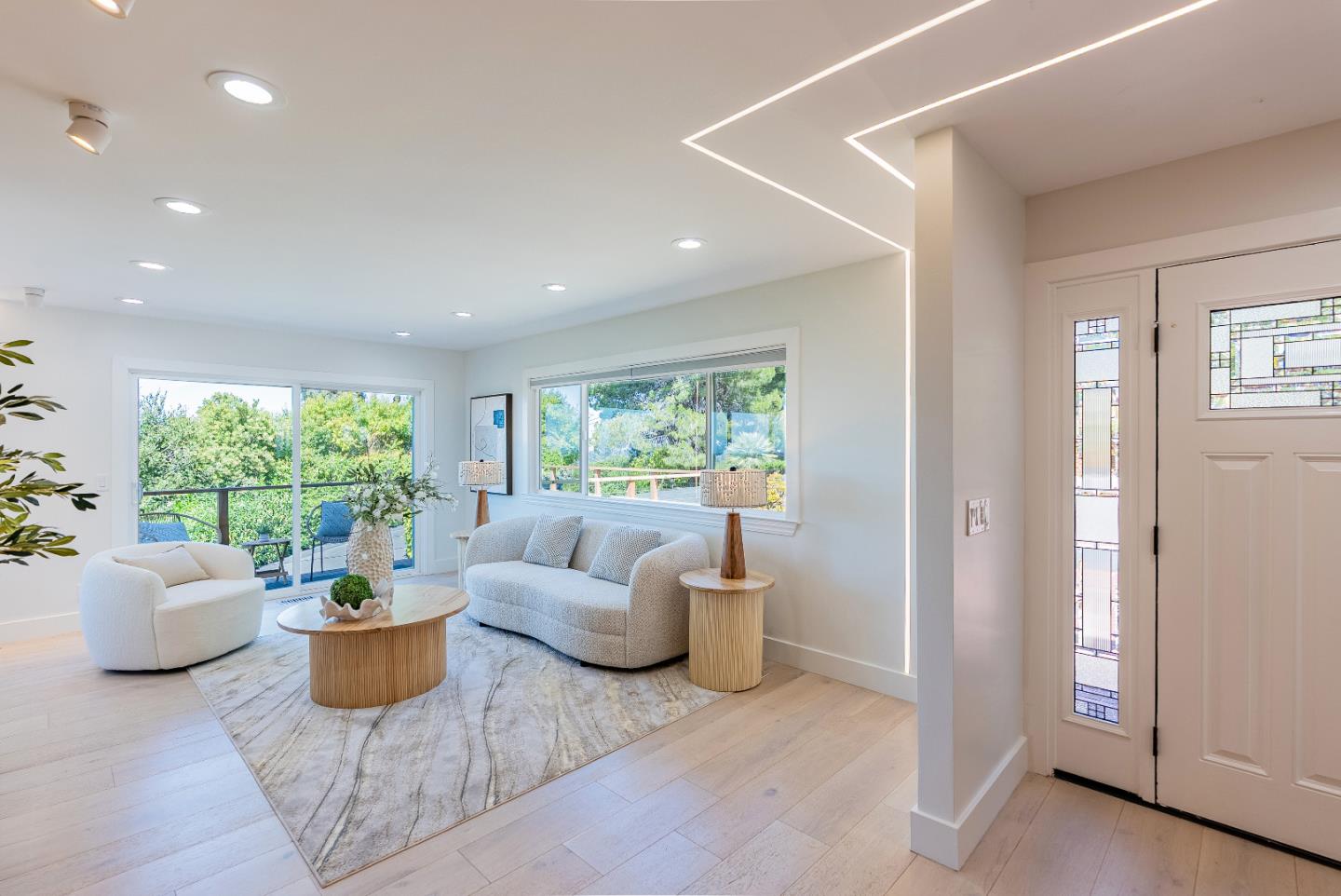 Detail Gallery Image 4 of 59 For 893 Madonna Way, Los Altos,  CA 94024 - 4 Beds | 3 Baths