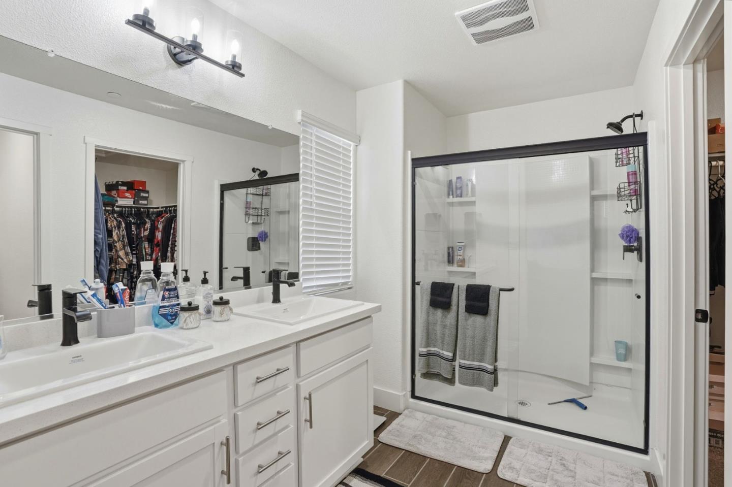 Detail Gallery Image 23 of 33 For 1656 Thistle Ln, Los Banos,  CA 93635 - 4 Beds | 3 Baths