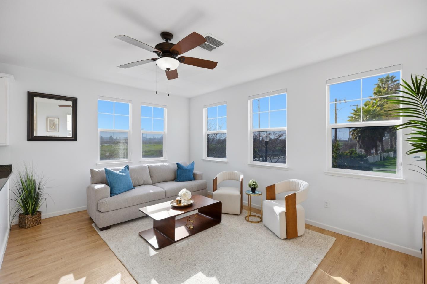 Detail Gallery Image 13 of 46 For 5103 Trinity Park Dr, Alviso,  CA 95002 - 3 Beds | 2/1 Baths