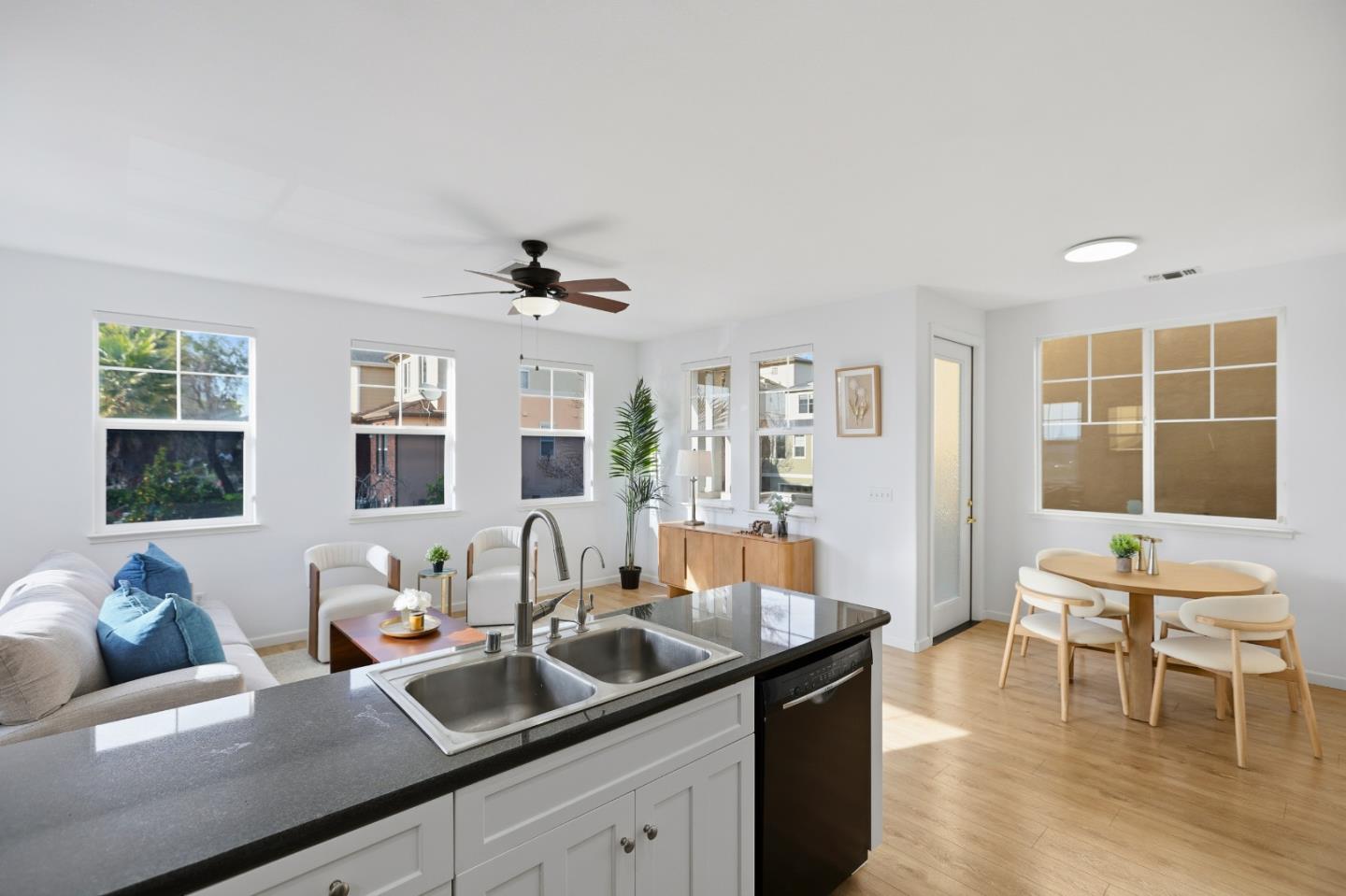 Detail Gallery Image 19 of 46 For 5103 Trinity Park Dr, Alviso,  CA 95002 - 3 Beds | 2/1 Baths