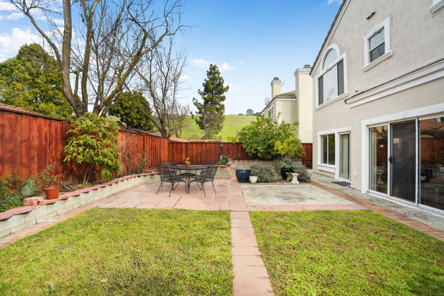 Detail Gallery Image 20 of 25 For 35100 King Ct, Fremont,  CA 94536 - 4 Beds | 3 Baths