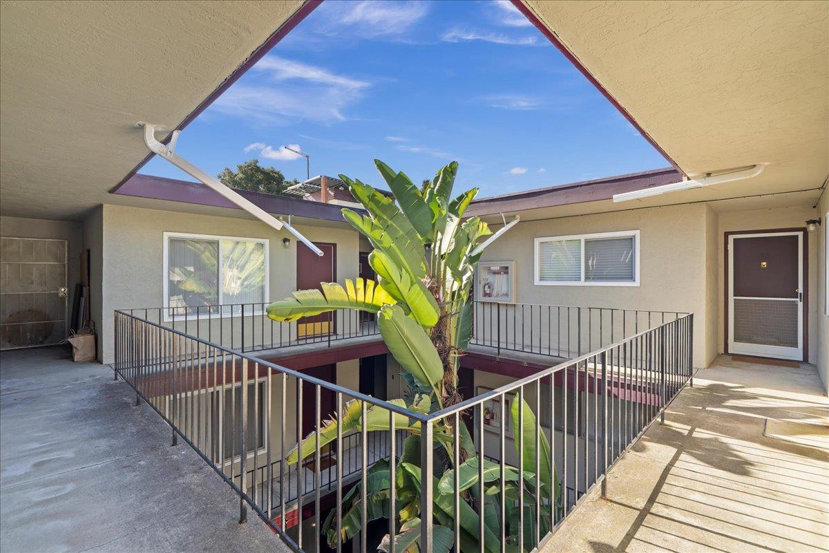 Detail Gallery Image 6 of 19 For 2231 Grant St, Berkeley,  CA 94703 - – Beds | – Baths