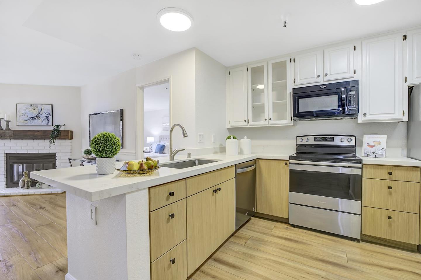 Detail Gallery Image 17 of 52 For 1104 La Terrace Cir, San Jose,  CA 95123 - 2 Beds | 2 Baths