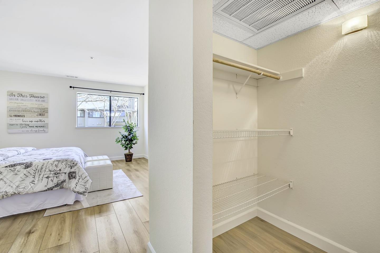 Detail Gallery Image 27 of 52 For 1104 La Terrace Cir, San Jose,  CA 95123 - 2 Beds | 2 Baths