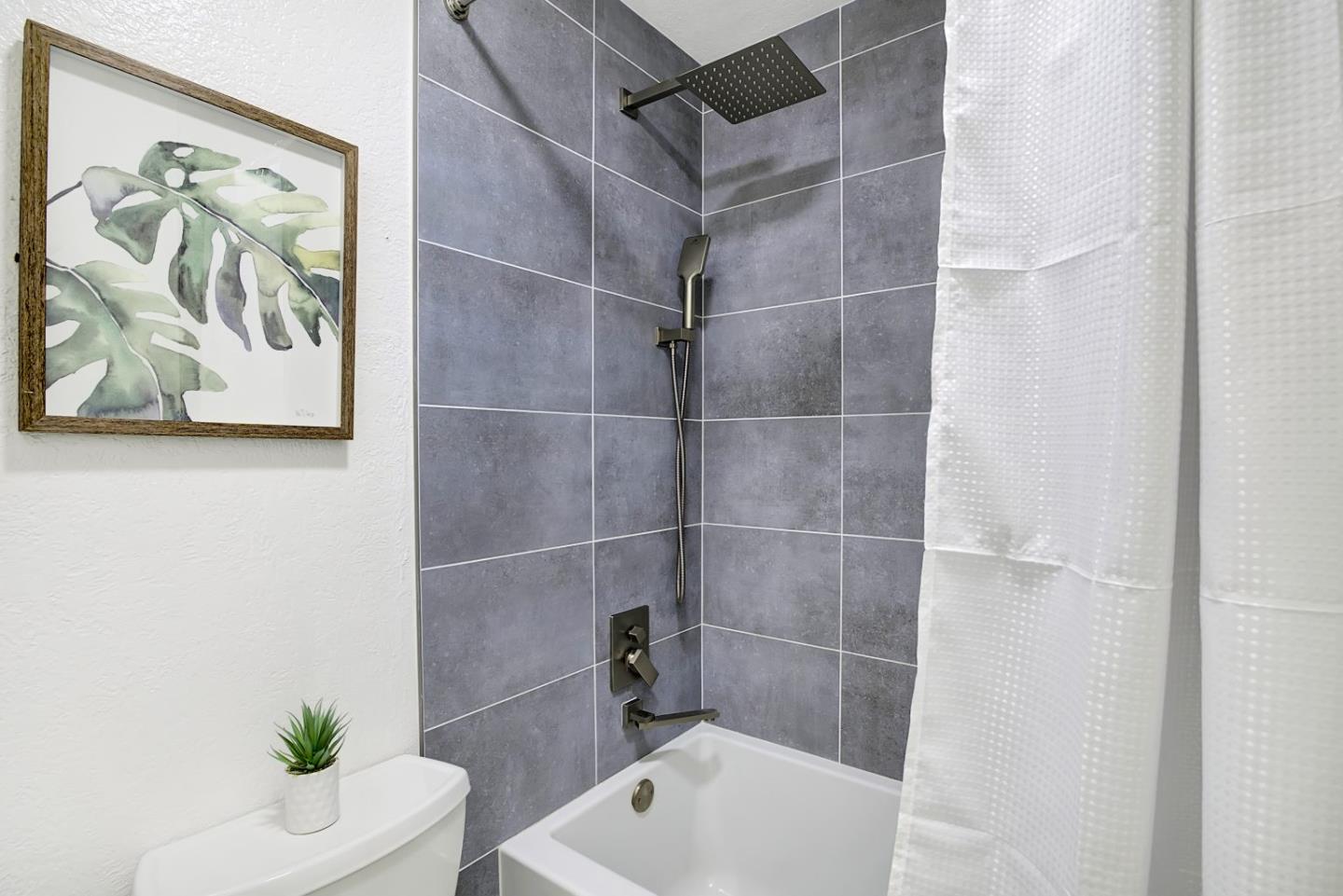 Detail Gallery Image 30 of 52 For 1104 La Terrace Cir, San Jose,  CA 95123 - 2 Beds | 2 Baths