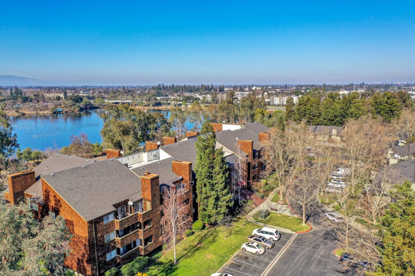 Detail Gallery Image 46 of 52 For 1104 La Terrace Cir, San Jose,  CA 95123 - 2 Beds | 2 Baths