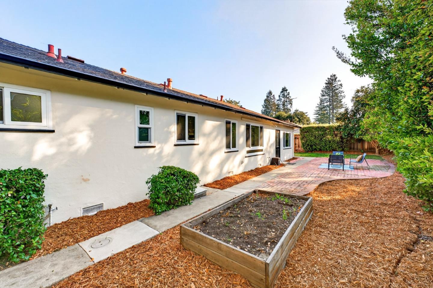 Detail Gallery Image 23 of 23 For 678 Benvenue Ave, Los Altos,  CA 94024 - 3 Beds | 2 Baths