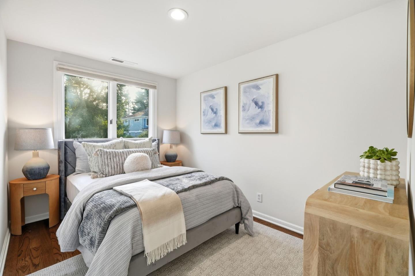 Detail Gallery Image 22 of 29 For 429 Ruthven Ave, Palo Alto,  CA 94301 - 4 Beds | 3 Baths