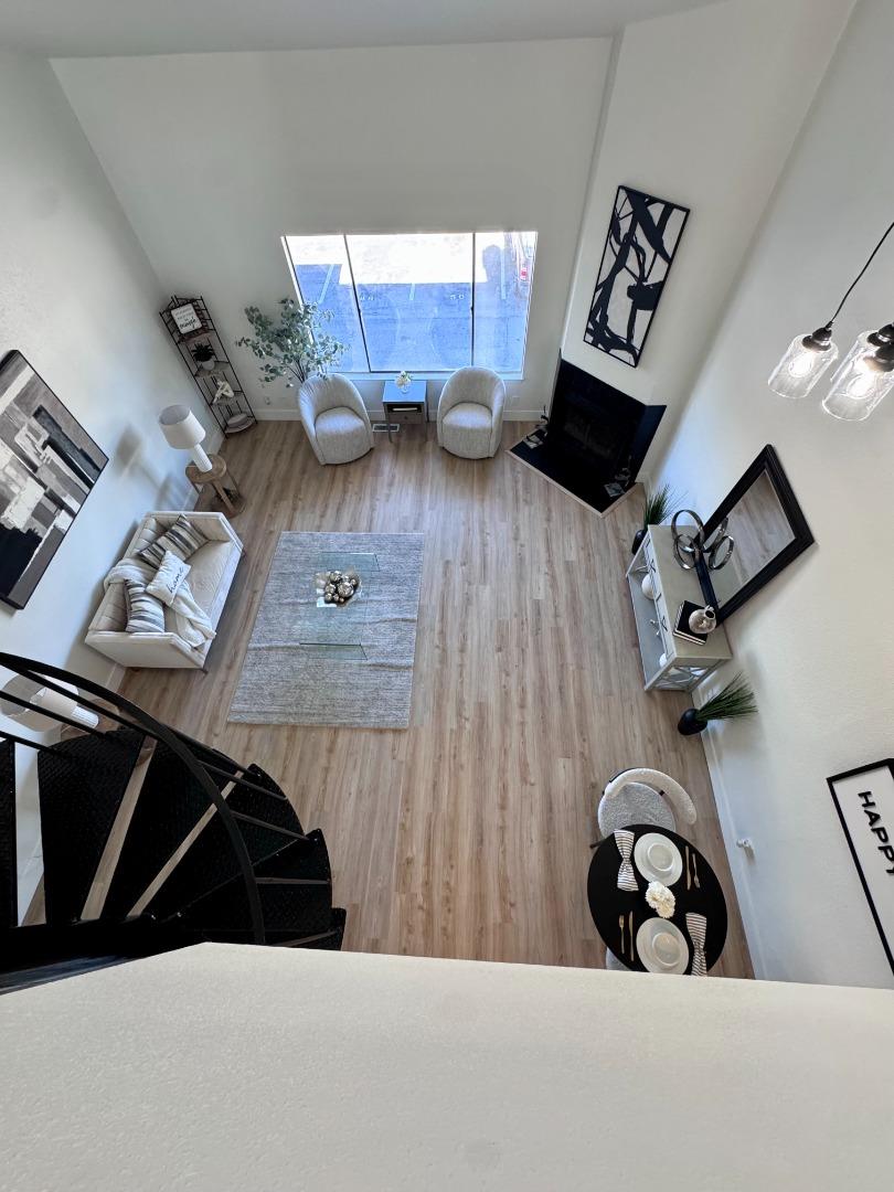 Detail Gallery Image 10 of 16 For 104 W Rossi St #13,  Salinas,  CA 93901 - 1 Beds | 1/1 Baths