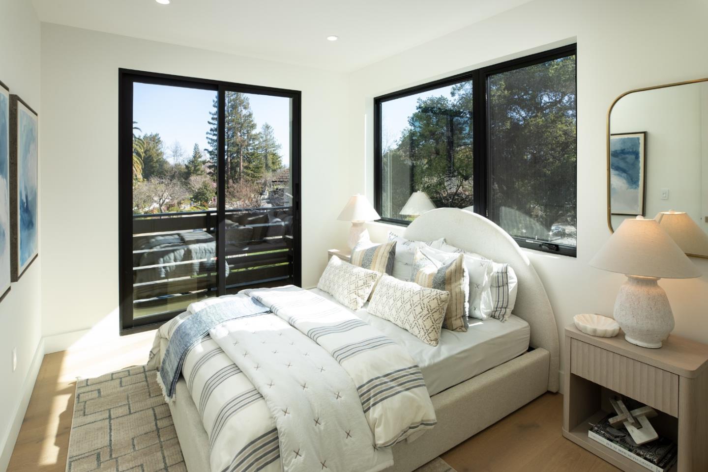 Detail Gallery Image 16 of 23 For 14 4th St, Los Altos,  CA 94022 - 3 Beds | 3 Baths