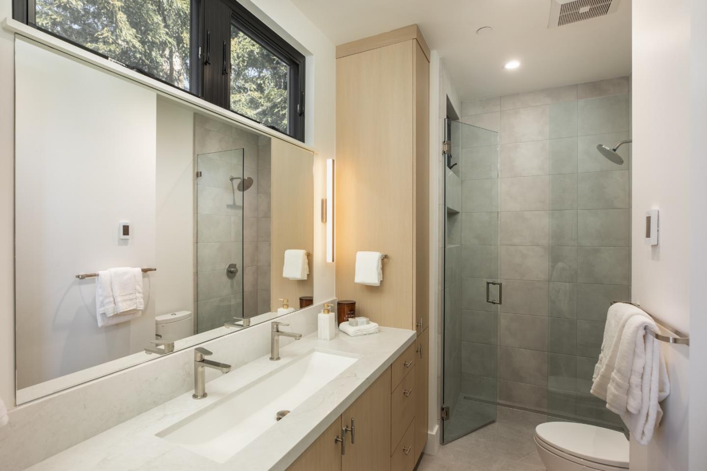 Detail Gallery Image 19 of 23 For 14 4th St, Los Altos,  CA 94022 - 3 Beds | 3 Baths