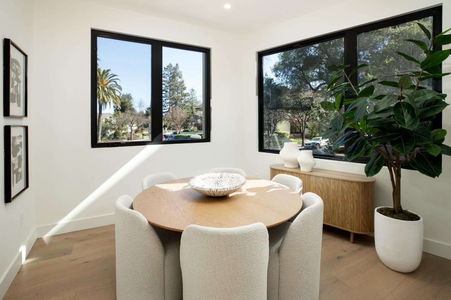 Detail Gallery Image 4 of 23 For 14 4th St, Los Altos,  CA 94022 - 3 Beds | 3 Baths