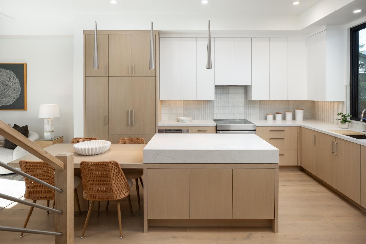 Detail Gallery Image 9 of 23 For 14 4th St, Los Altos,  CA 94022 - 3 Beds | 3 Baths