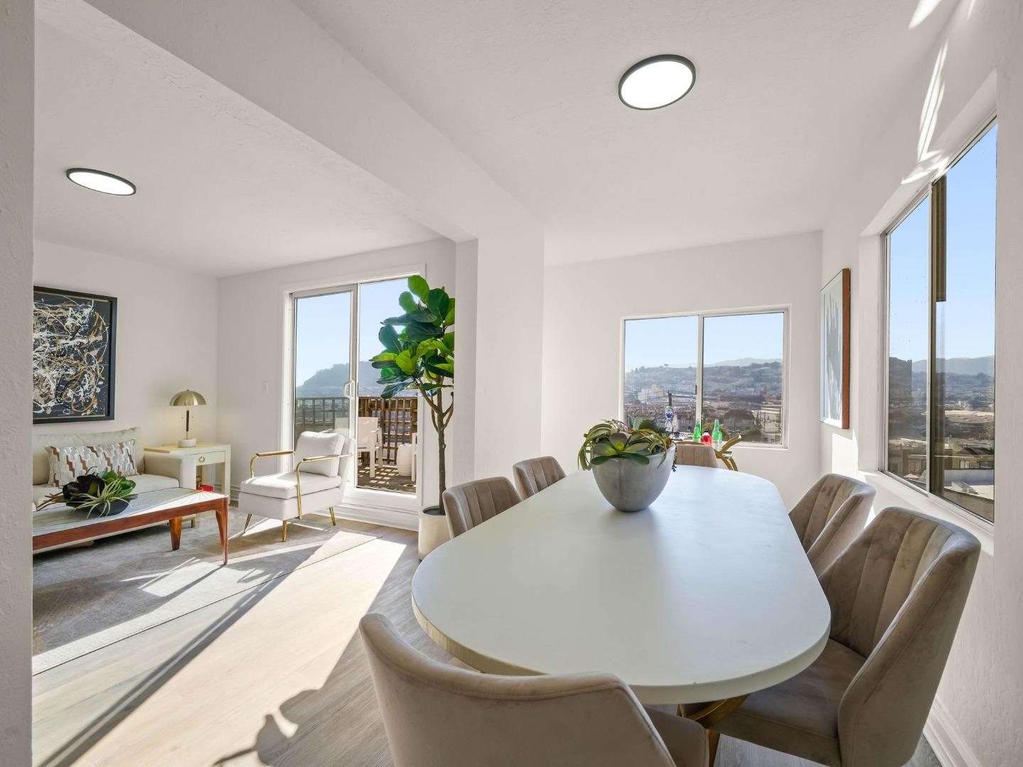 Detail Gallery Image 10 of 49 For 318 Topeka Ave, San Francisco,  CA 94124 - 4 Beds | 2 Baths