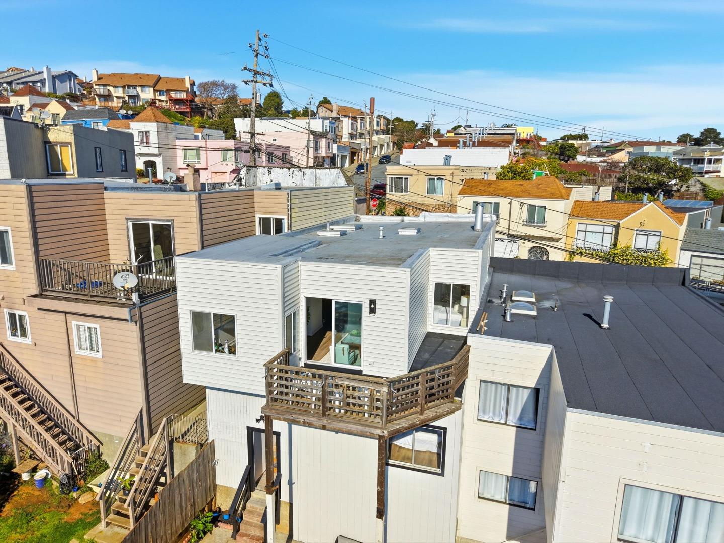 Detail Gallery Image 37 of 49 For 318 Topeka Ave, San Francisco,  CA 94124 - 4 Beds | 2 Baths
