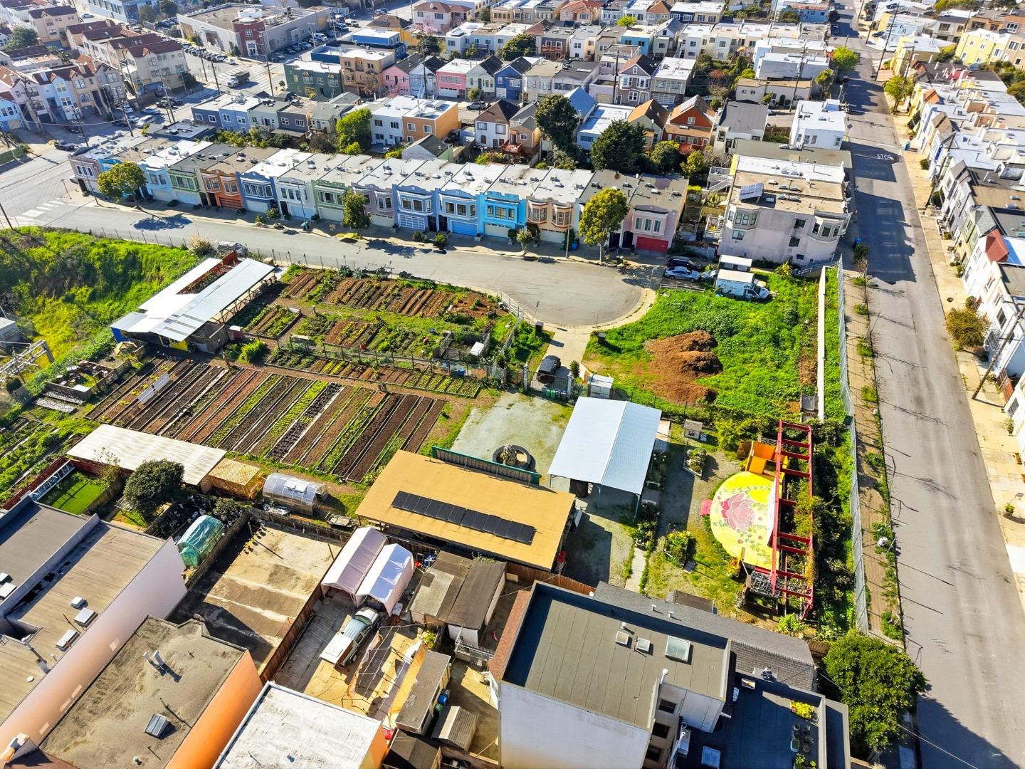 Detail Gallery Image 45 of 49 For 318 Topeka Ave, San Francisco,  CA 94124 - 4 Beds | 2 Baths