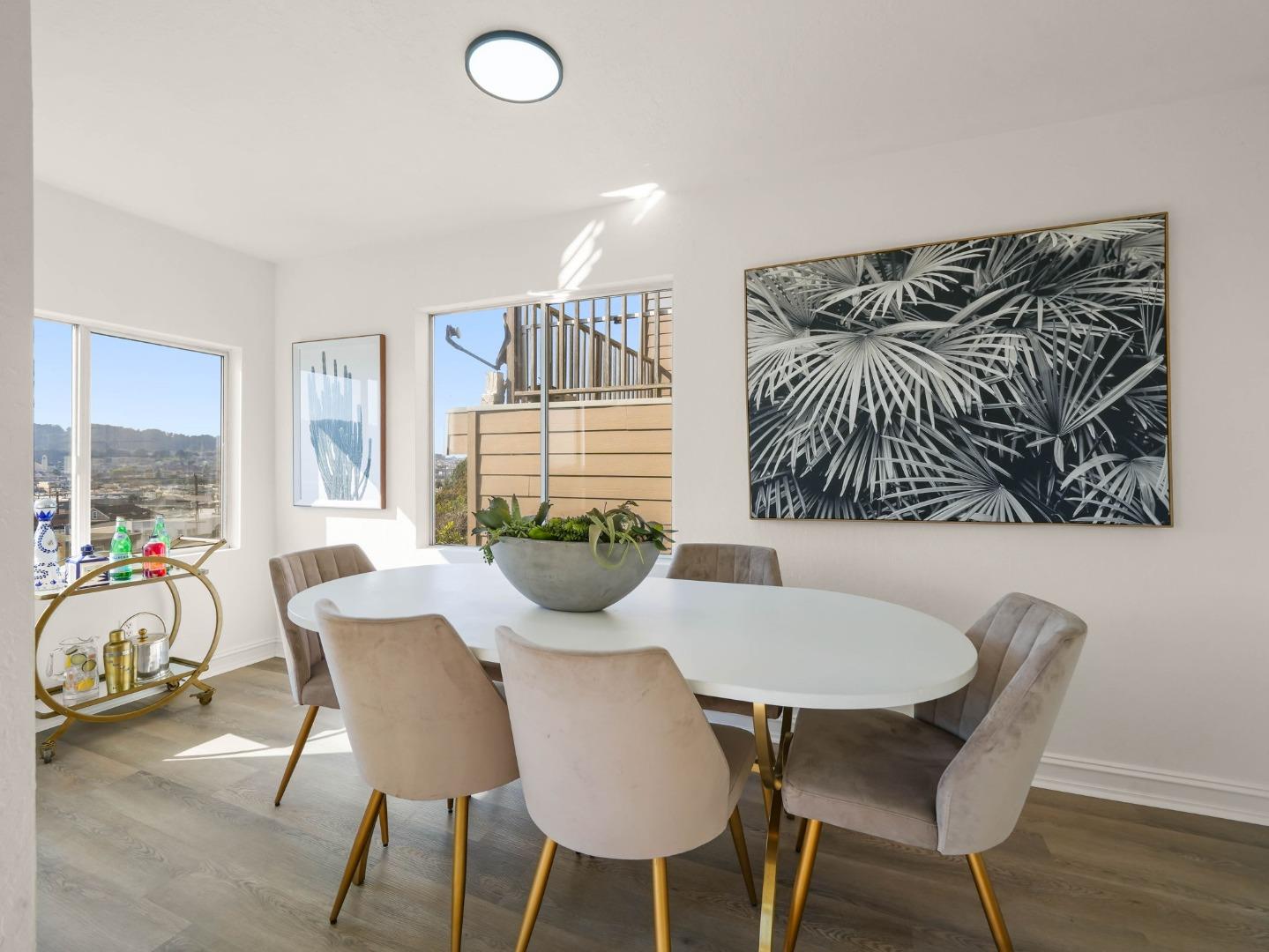 Detail Gallery Image 9 of 49 For 318 Topeka Ave, San Francisco,  CA 94124 - 4 Beds | 2 Baths