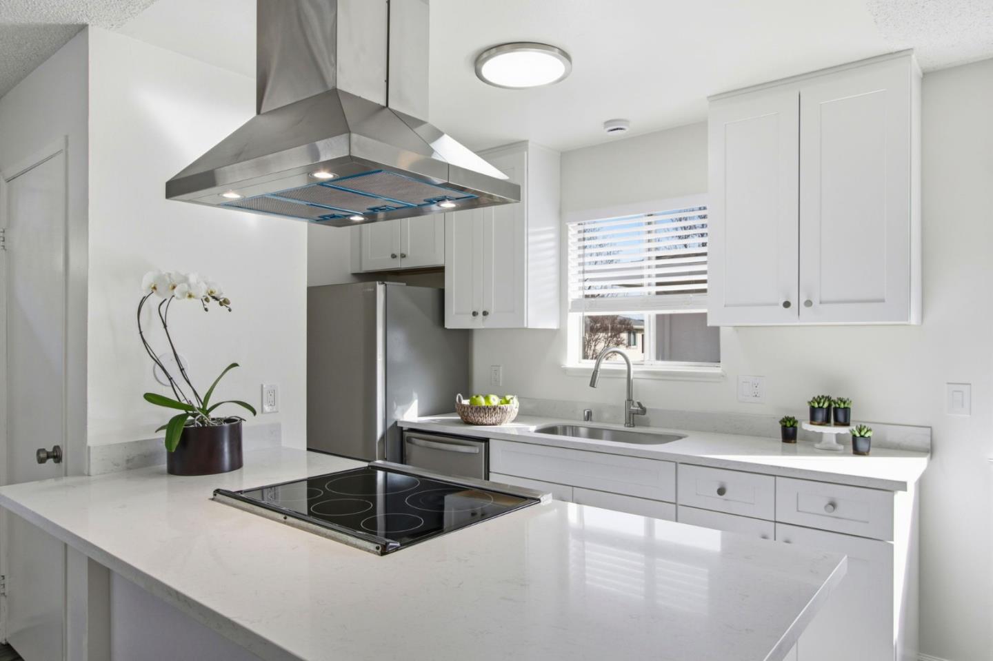 Detail Gallery Image 10 of 34 For 2323 Samaritan Dr #4,  San Jose,  CA 95124 - 2 Beds | 1 Baths