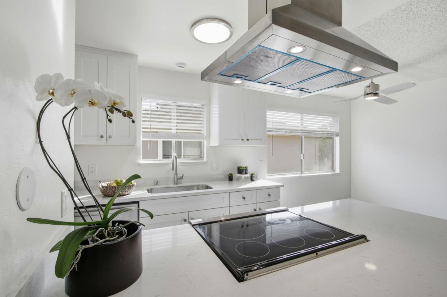 Detail Gallery Image 11 of 34 For 2323 Samaritan Dr #4,  San Jose,  CA 95124 - 2 Beds | 1 Baths