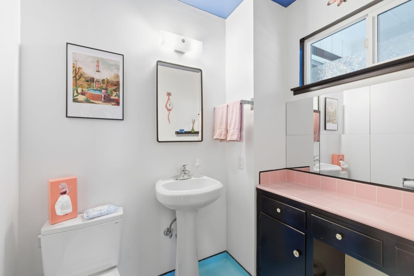 Detail Gallery Image 14 of 49 For 185 Woodston Way, Ben Lomond,  CA 95005 - 3 Beds | 1/1 Baths