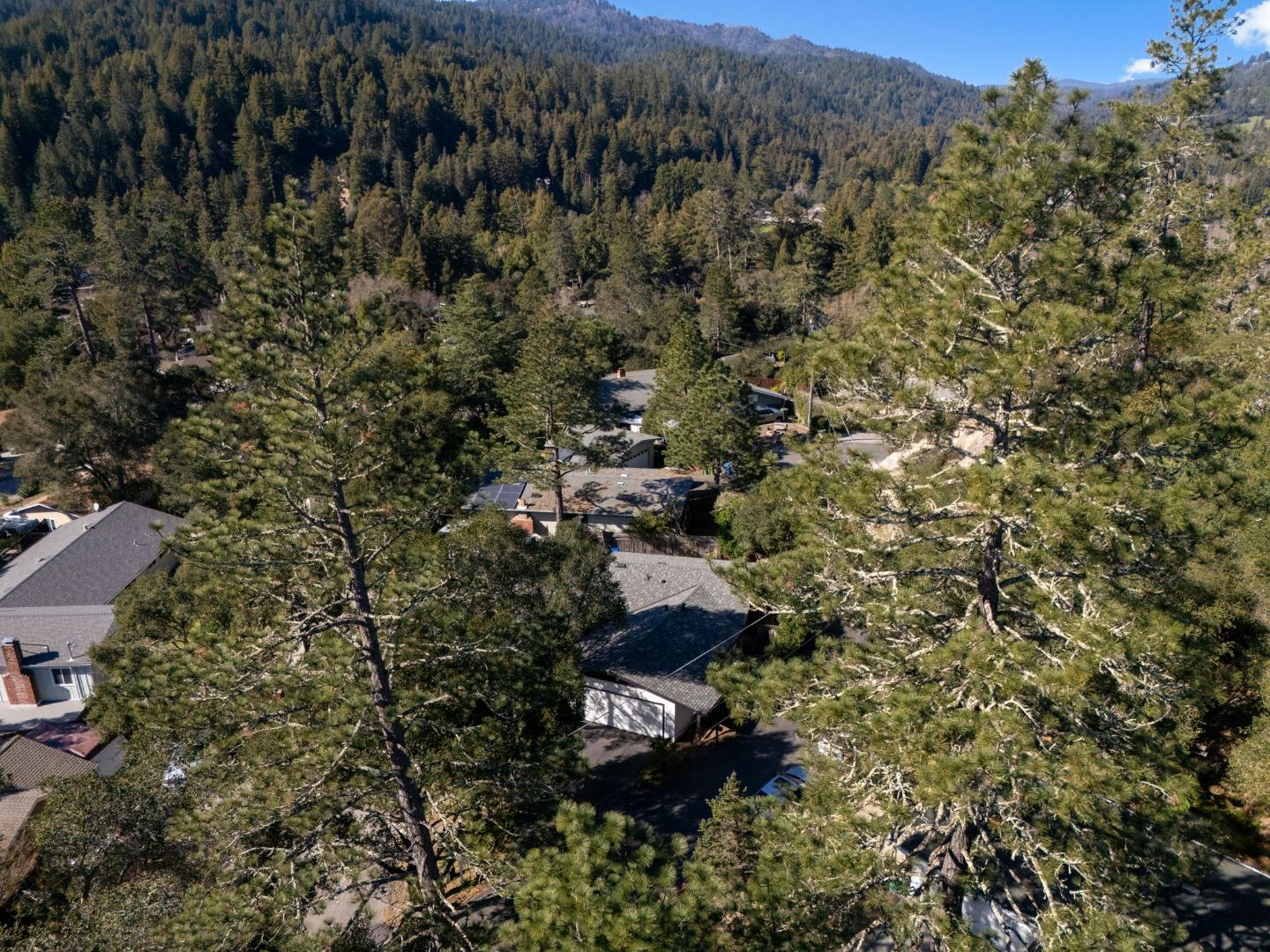 Detail Gallery Image 35 of 49 For 185 Woodston Way, Ben Lomond,  CA 95005 - 3 Beds | 1/1 Baths