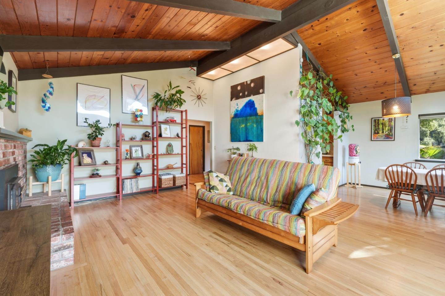 Detail Gallery Image 7 of 49 For 185 Woodston Way, Ben Lomond,  CA 95005 - 3 Beds | 1/1 Baths