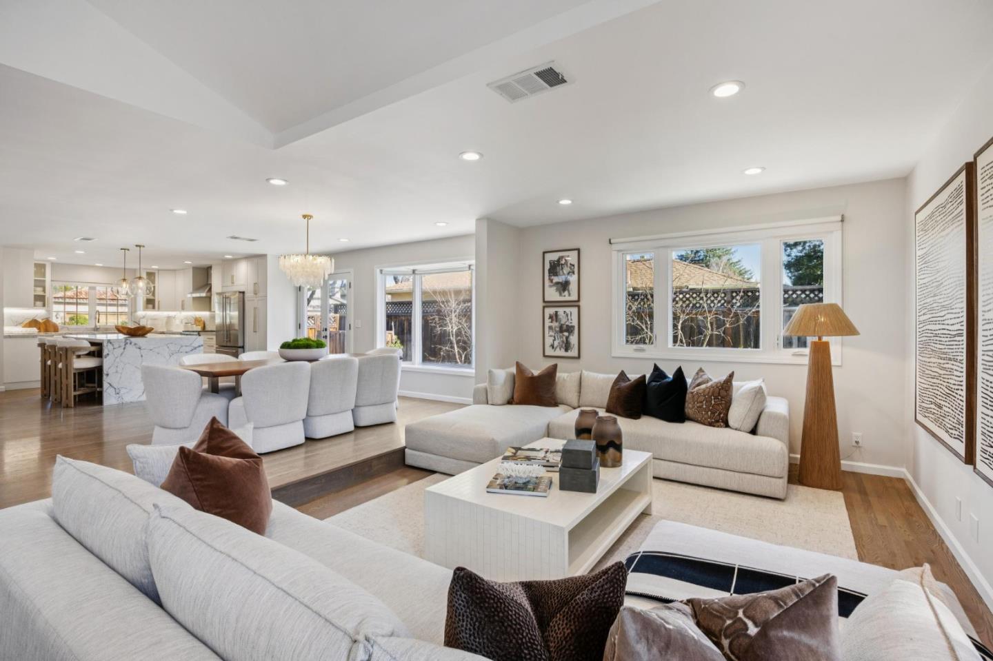 Detail Gallery Image 11 of 32 For 2434 Waverley St, Palo Alto,  CA 94301 - 4 Beds | 3/1 Baths