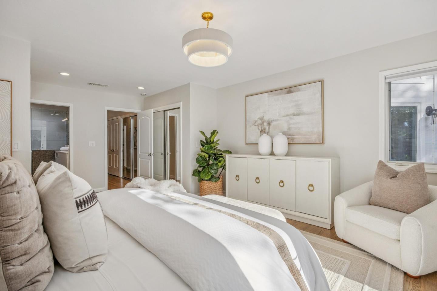 Detail Gallery Image 16 of 32 For 2434 Waverley St, Palo Alto,  CA 94301 - 4 Beds | 3/1 Baths