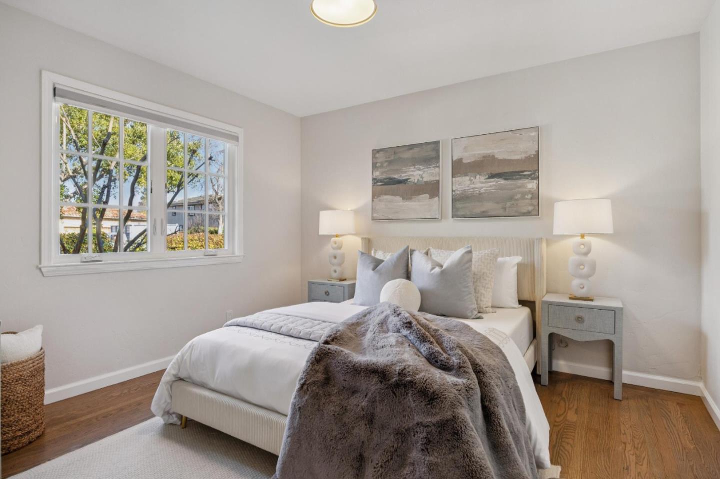 Detail Gallery Image 19 of 32 For 2434 Waverley St, Palo Alto,  CA 94301 - 4 Beds | 3/1 Baths