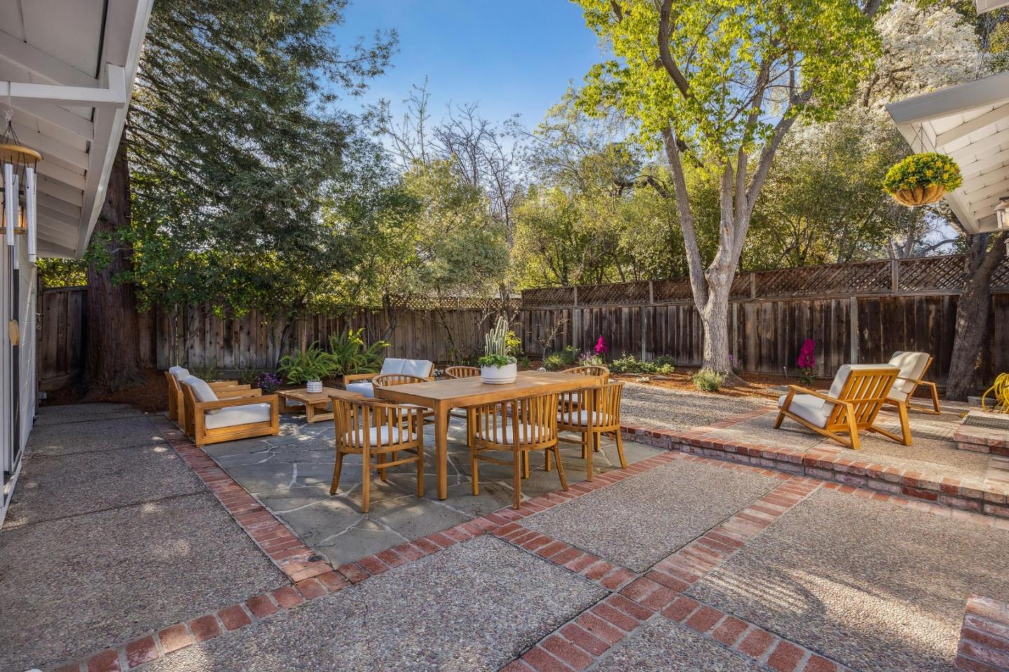 Detail Gallery Image 24 of 32 For 2434 Waverley St, Palo Alto,  CA 94301 - 4 Beds | 3/1 Baths