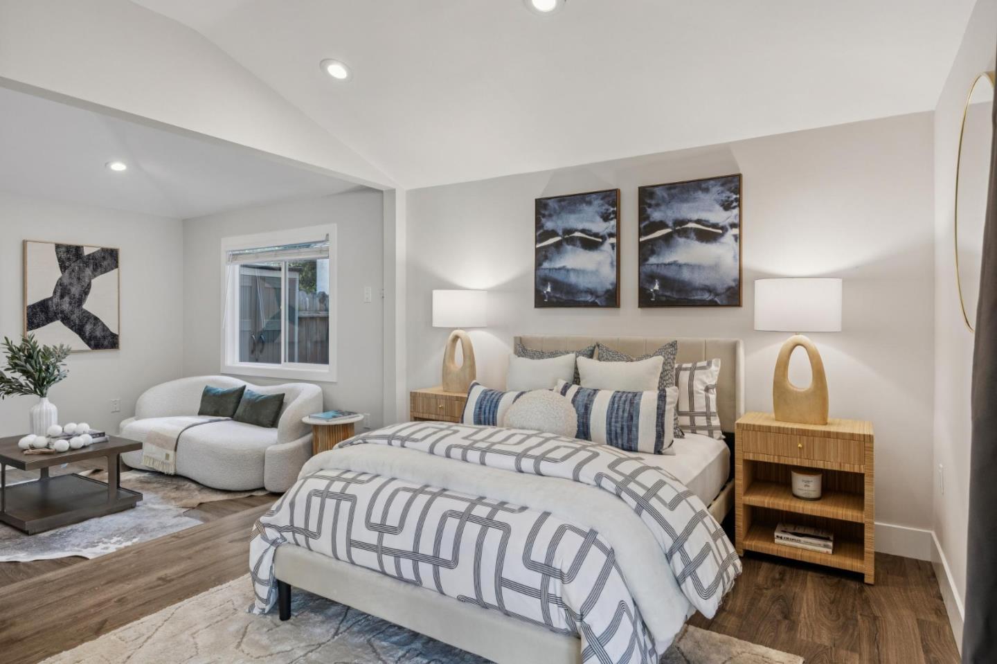 Detail Gallery Image 27 of 32 For 2434 Waverley St, Palo Alto,  CA 94301 - 4 Beds | 3/1 Baths