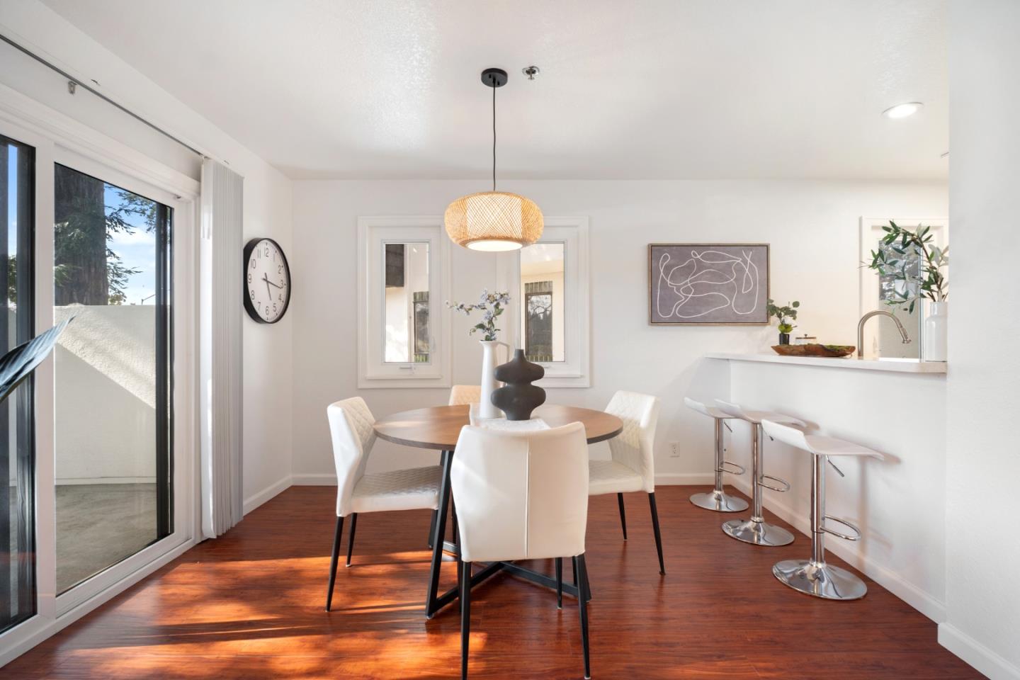 Detail Gallery Image 18 of 52 For 100 W El Camino Real #40,  Mountain View,  CA 94040 - 2 Beds | 2 Baths