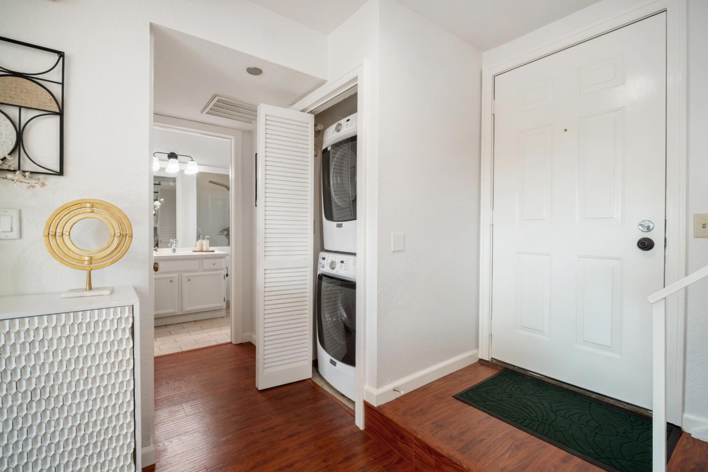 Detail Gallery Image 30 of 52 For 100 W El Camino Real #40,  Mountain View,  CA 94040 - 2 Beds | 2 Baths