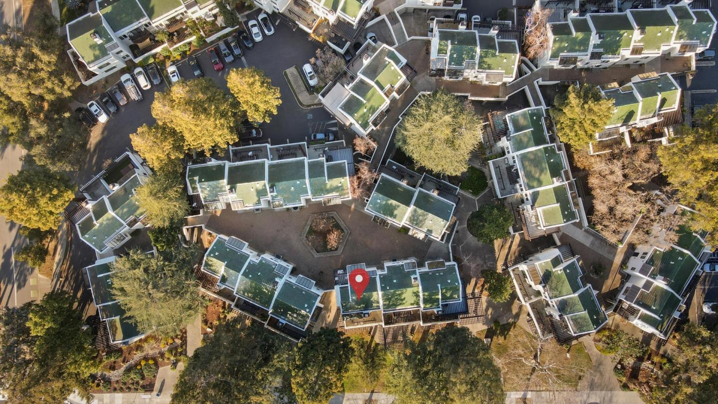 Detail Gallery Image 39 of 52 For 100 W El Camino Real #40,  Mountain View,  CA 94040 - 2 Beds | 2 Baths