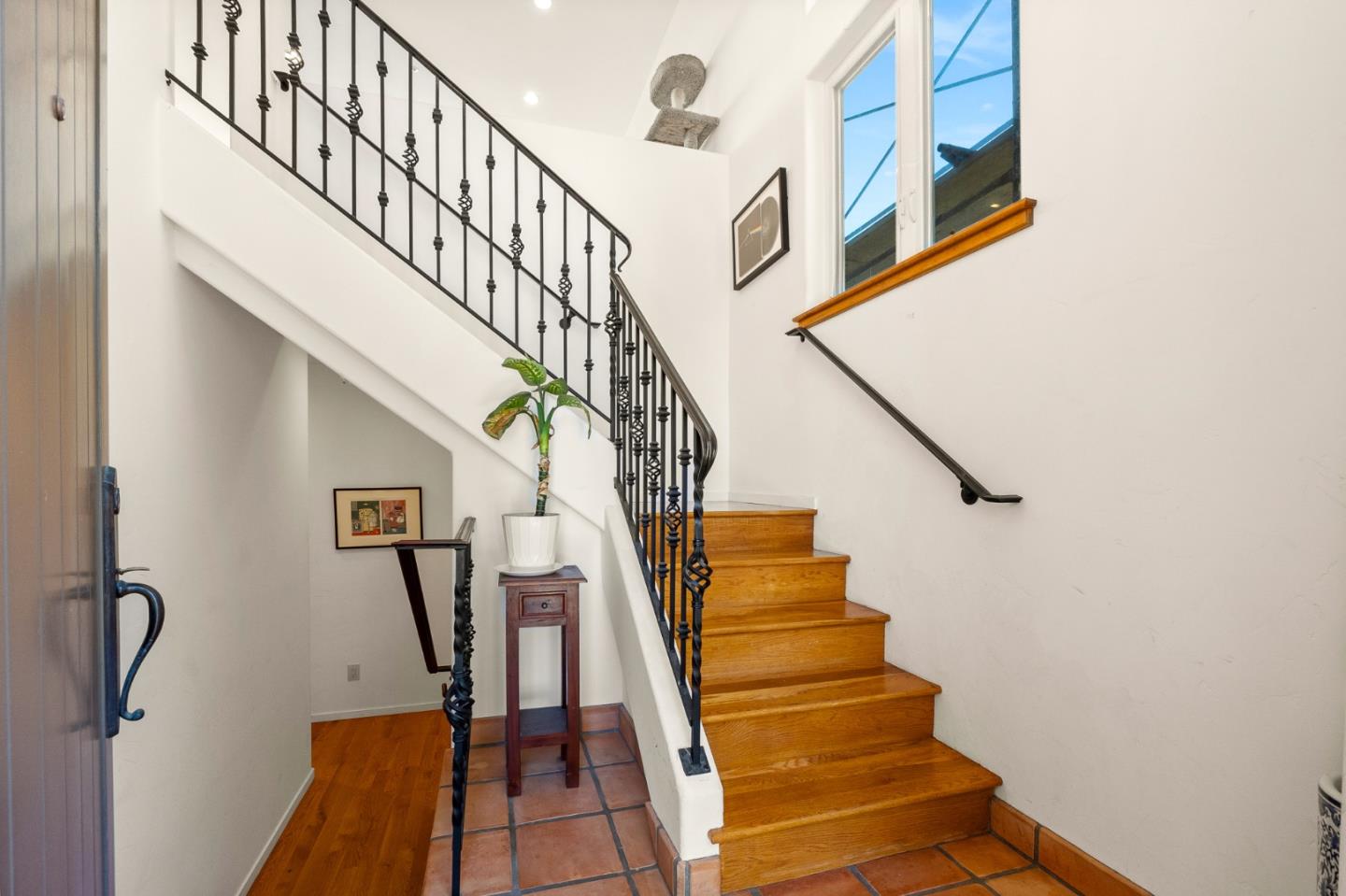 Detail Gallery Image 11 of 37 For 423 Hillcrest Dr, Aptos,  CA 95003 - 3 Beds | 2 Baths