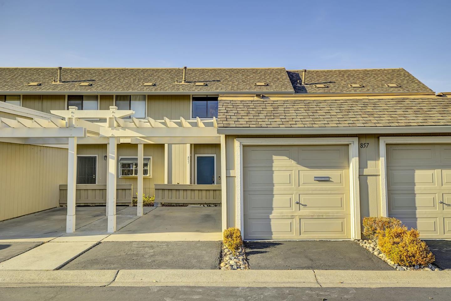 Detail Gallery Image 25 of 39 For 857 Canis Ln, Foster City,  CA 94404 - 3 Beds | 2/1 Baths