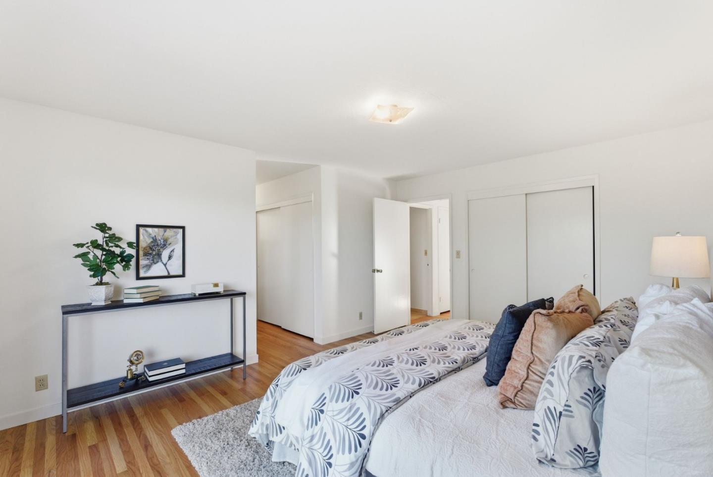 Detail Gallery Image 20 of 44 For 1235 via Huerta, Los Altos,  CA 94024 - 4 Beds | 3 Baths