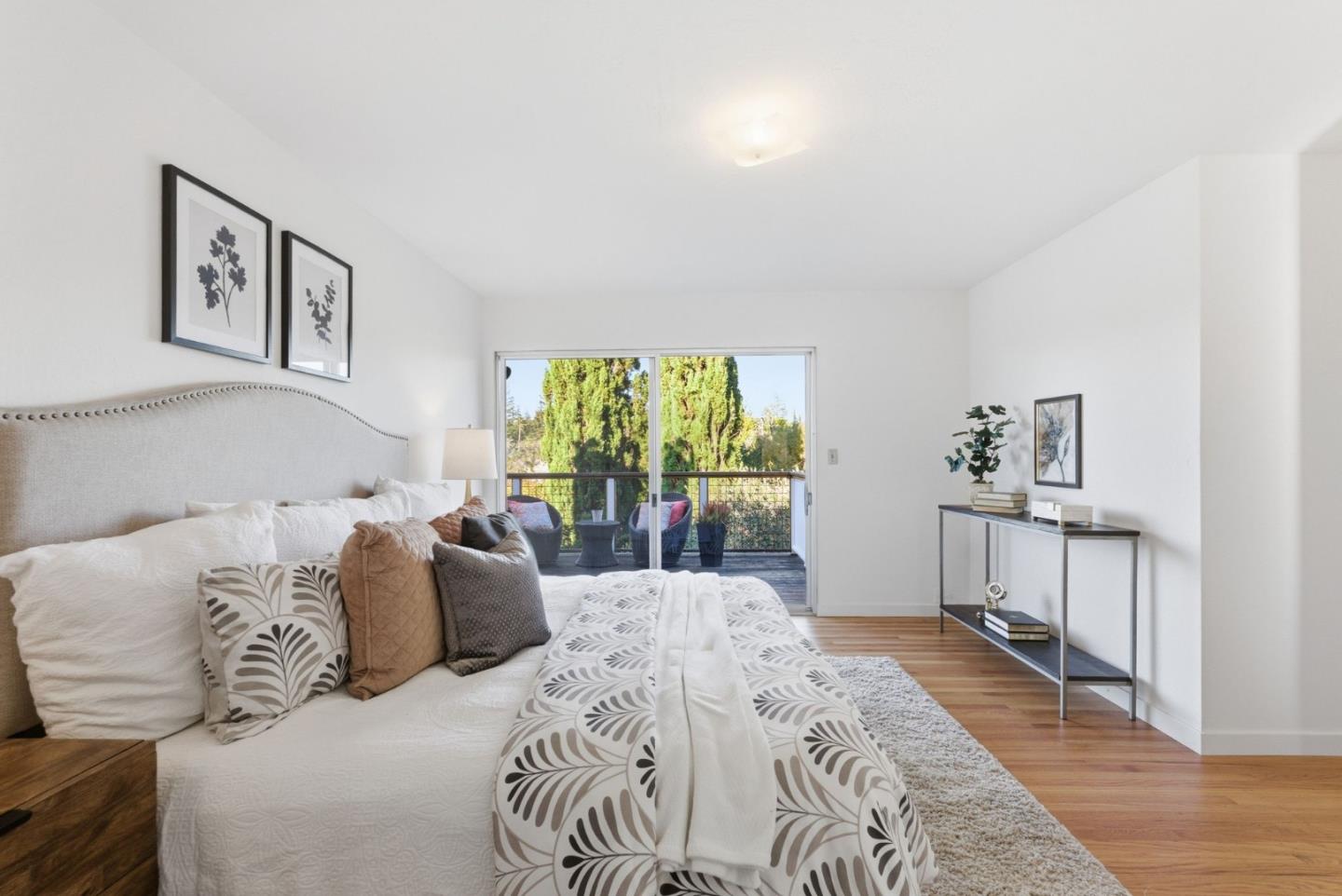 Detail Gallery Image 21 of 44 For 1235 via Huerta, Los Altos,  CA 94024 - 4 Beds | 3 Baths