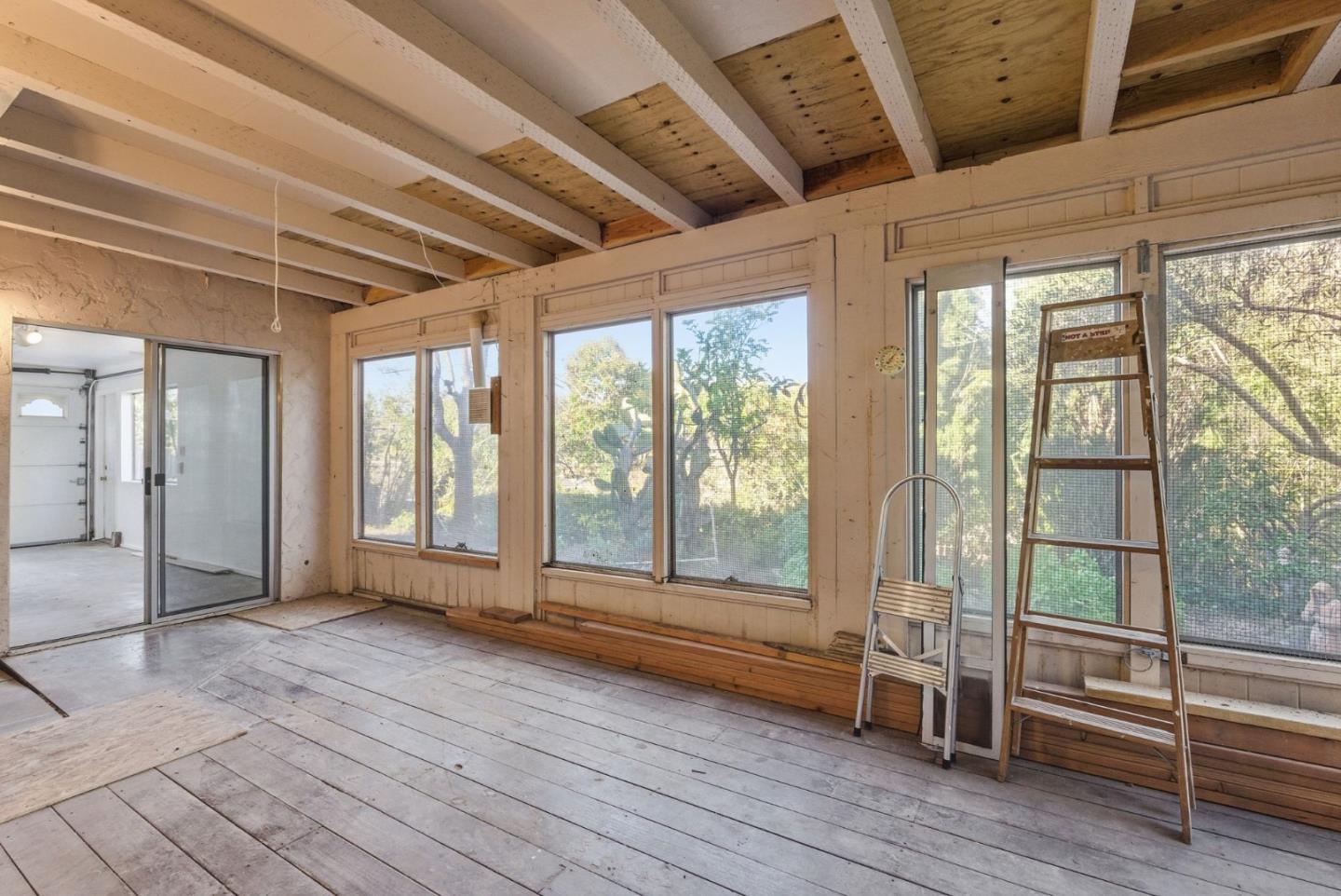 Detail Gallery Image 30 of 44 For 1235 via Huerta, Los Altos,  CA 94024 - 4 Beds | 3 Baths